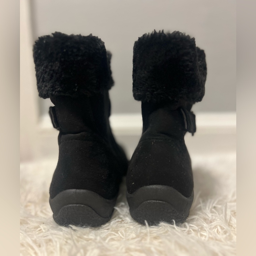 Cozy Black Fur-Trimmed Winter Boots - Picture 5 of 5